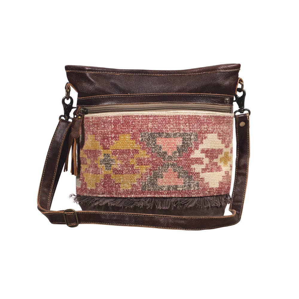 Queen Shoulder Bag