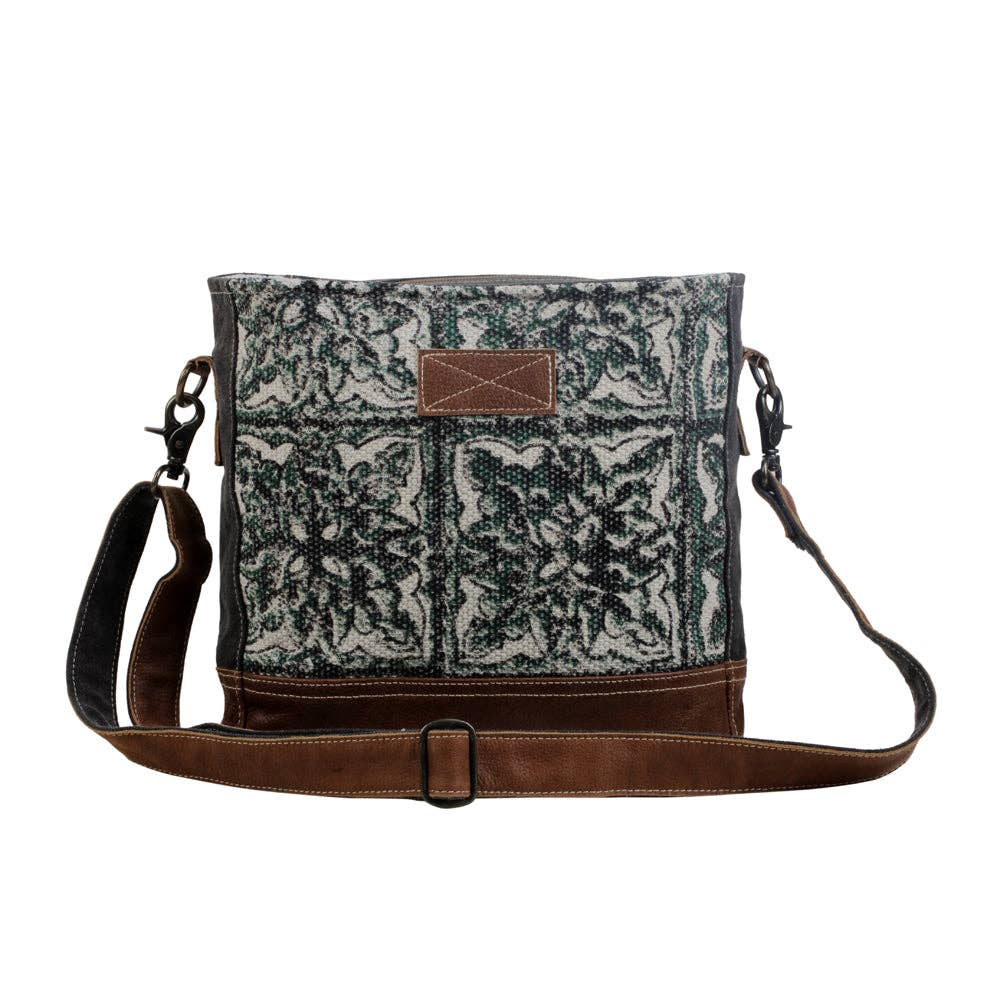 Labyrinthian Small & Crossbody Bag