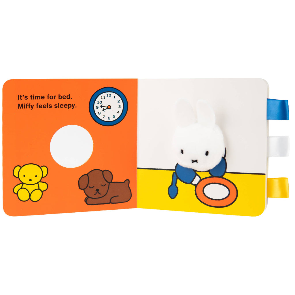 Bedtime with Miffy Crinkle Puppet Book