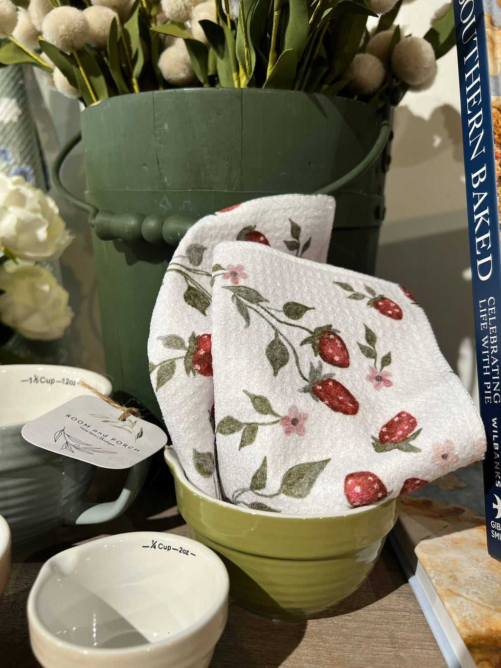 Strawberry Vines Double-Sided Dishcloth Set