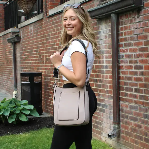 Mia Messenger Bag