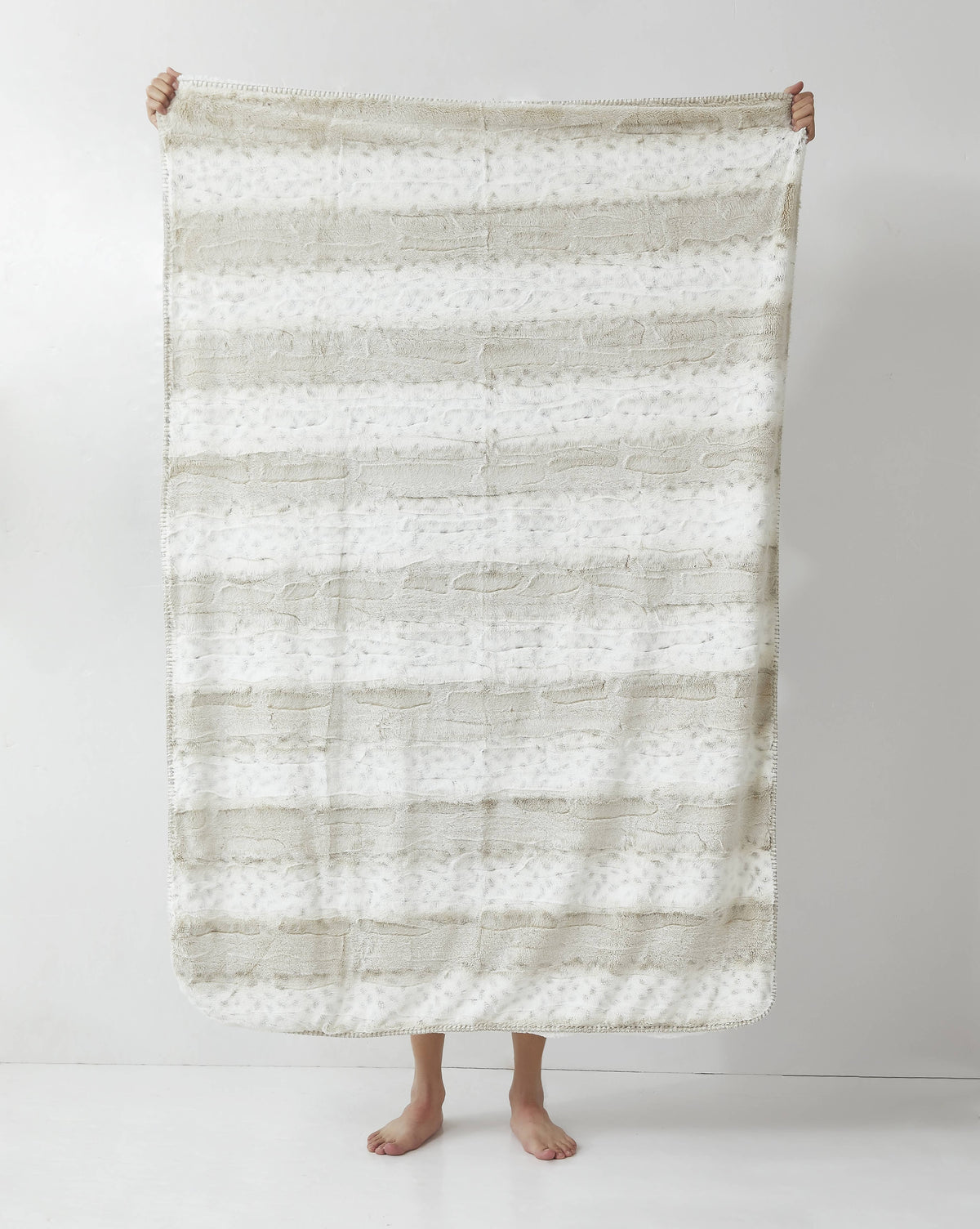 White Leopard Stripe Faux Fur Plush Throw Blanket